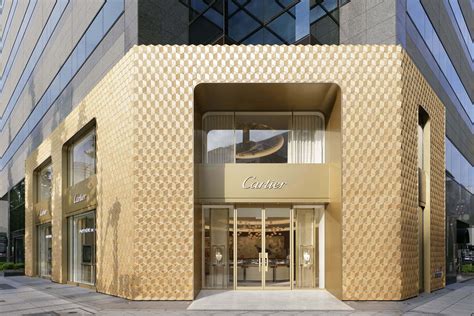 luxury store facade design.